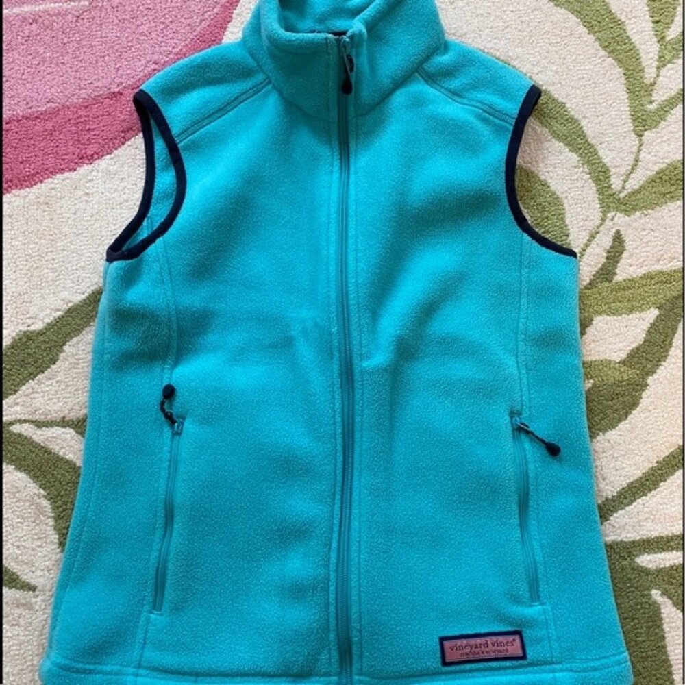 Vineyard Vines Vest, size small, Soft and excellent condition